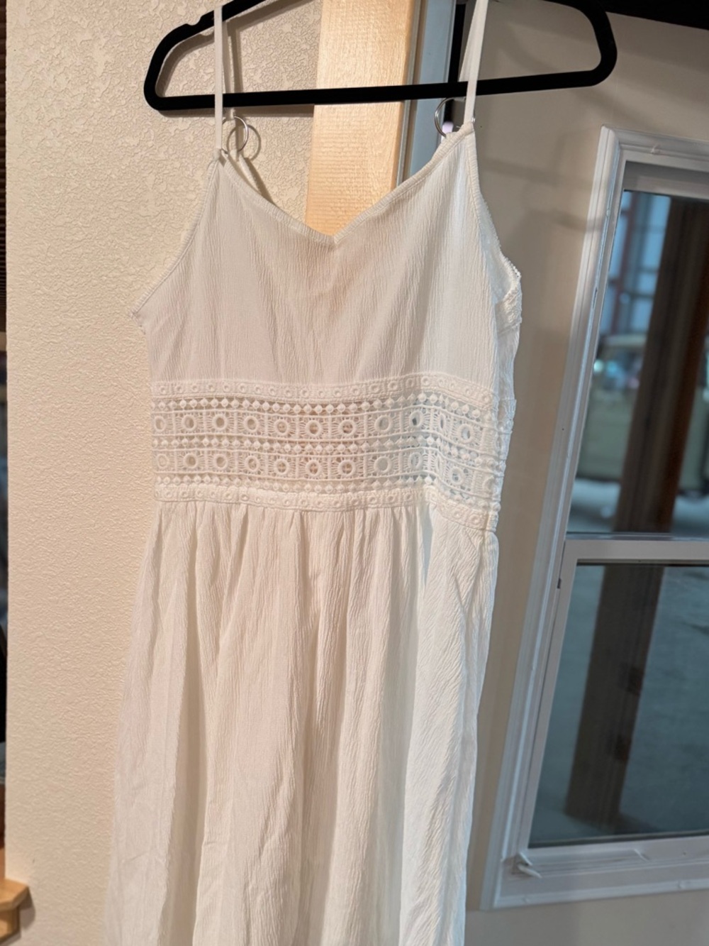 White Crochet-Detail Sundress - Picture 6 of 9